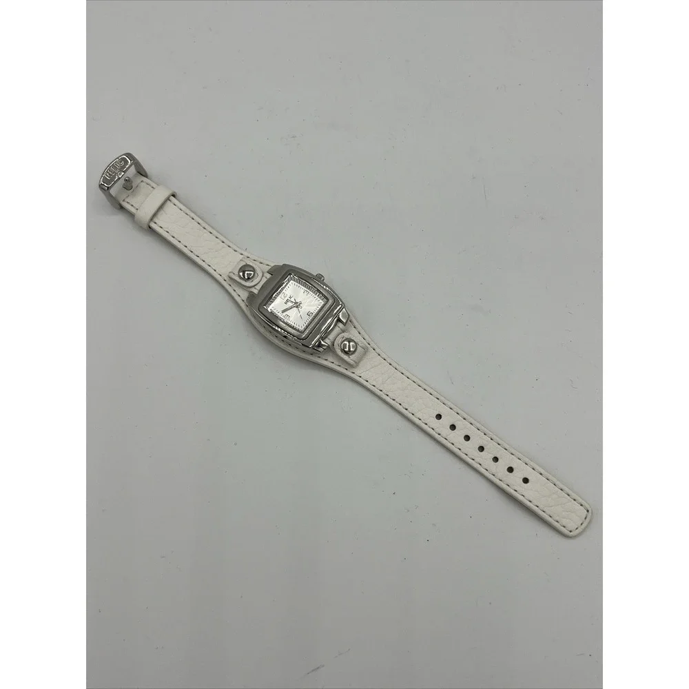 Women's Relic‎ Watch White Leather Bund Band 25mm Silver Tone Case